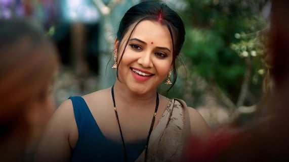Anari P03 EP9 Hot Hindi ULLU Web Series