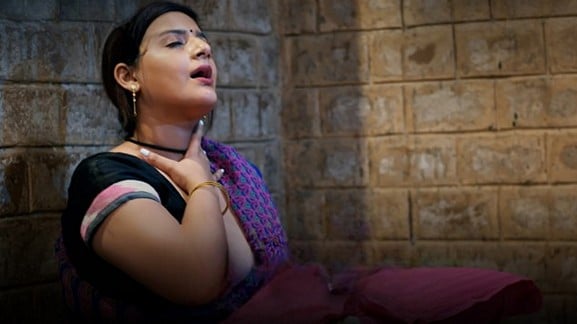 Chull P03 EP8 Hot Hindi ULLU Web Series
