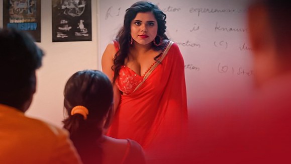 Sabak Ishq Ka P01 EP1 Hot Hindi ULLU Web Series