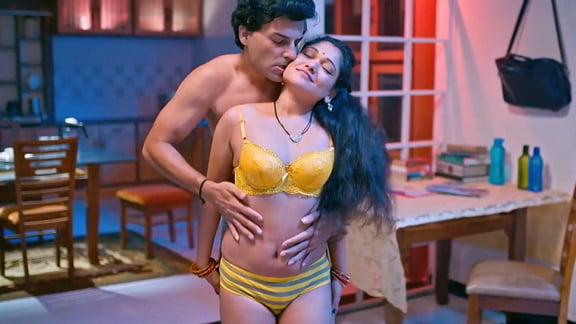 Putla EP4 Hot Hindi PrimePlay Web Series