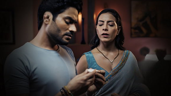 Dekhi Andekhi P02 EP7 Hot Hindi ULLU Web Series