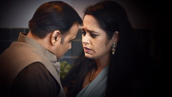 Main Yahan Tu Wahan P02 EP9 Hot Hindi ULLU Web Series