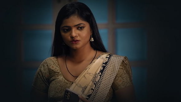 Main Yahan Tu Wahan P02 EP8 Hot Hindi ULLU Web Series