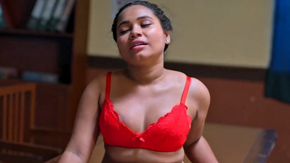 Thand Ka Maza EP5 Hot Hindi BigShots Web Series