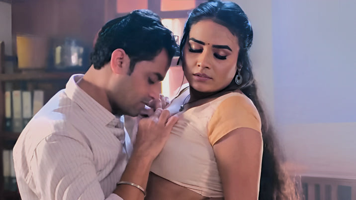 Idher Udher EP1 Hot Hindi Hulchul Web Series