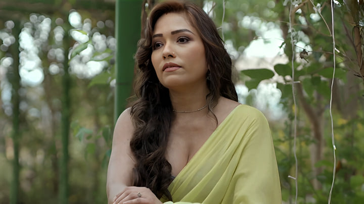 Nau Do Gyarah P01 EP2 Hot Hindi ULLU Web Series