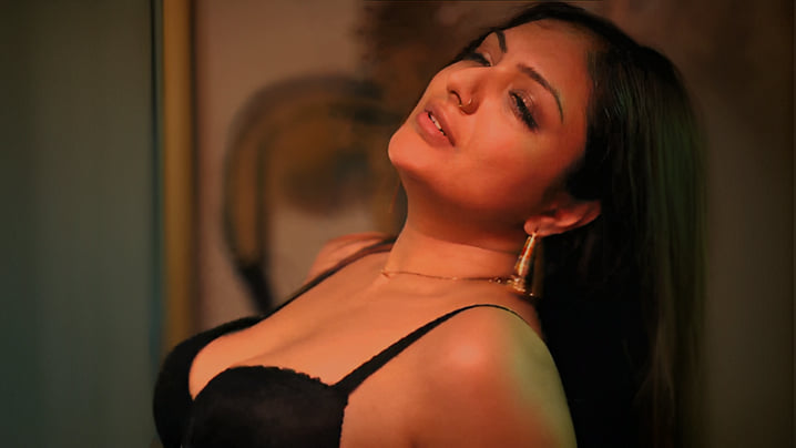 Kasturi P01 EP3 Hot Hindi ULLU Web Series