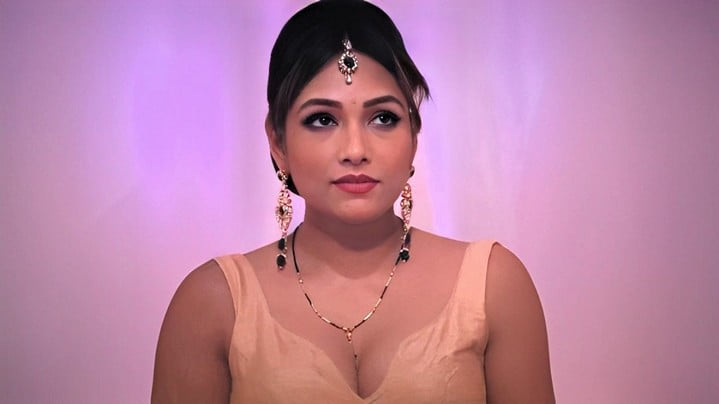 Taras P01 EP1 Hot Hindi ULLU Web Series