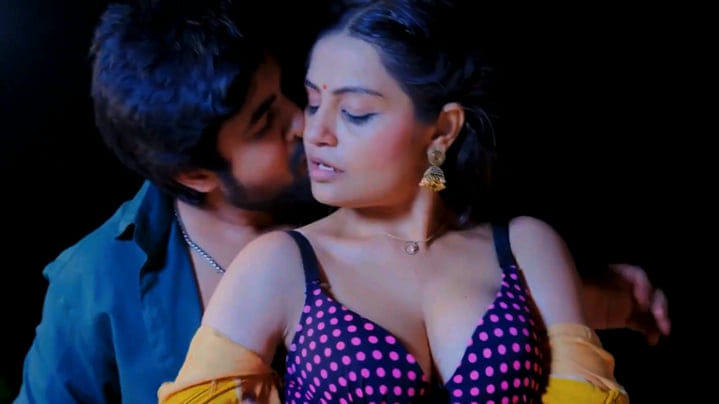 Kaam Sukh P02 EP4 Hindi Hot LookEntertainment Web Series
