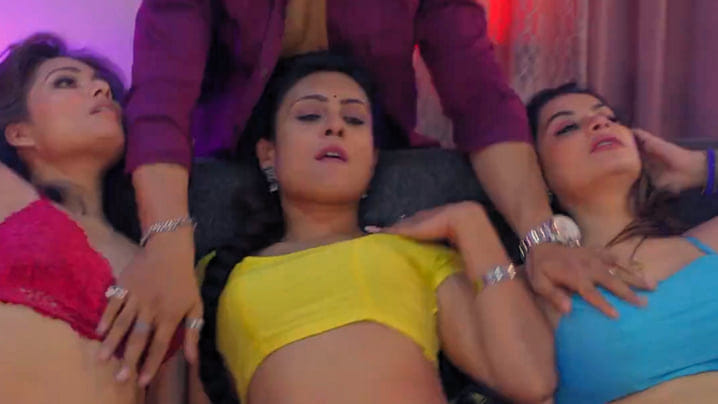 Gharwali Baharwali EP7 Hindi Hot Jugnu Web Series
