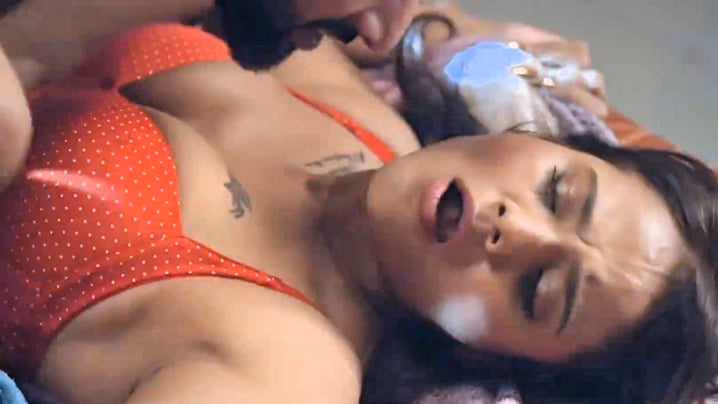 Besharam EP2 Hot Hindi Makhan Web Series
