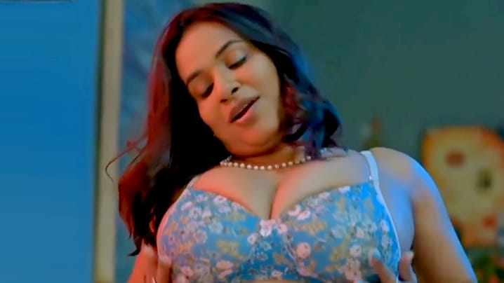 Gharwali EP3 Hot Hindi Hulchul Web Series