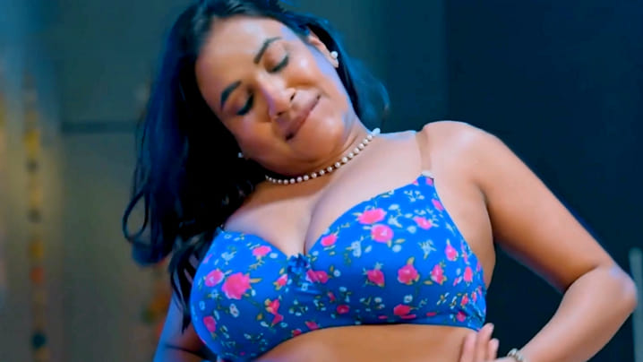 Gharwali EP6 Hot Hindi Hulchul Web Series