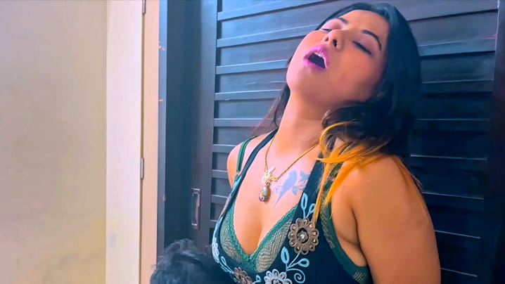 Adla Badli EP5 Hot Hindi TeFlix Web Series