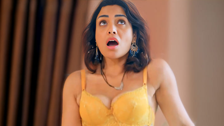 Bhabhi Suniye Na EP6 Hot Hindi Hulchul Web Series