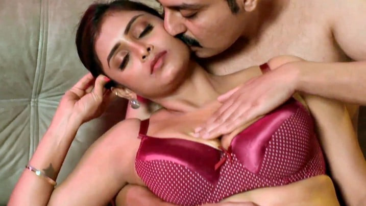 Yamma Yamma Part 1 EP2 Hot Hindi ULLU Web Series