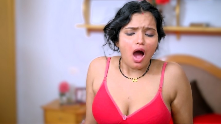 Chalbaaz EP4 Hot Hindi AkkuOtt Web Series